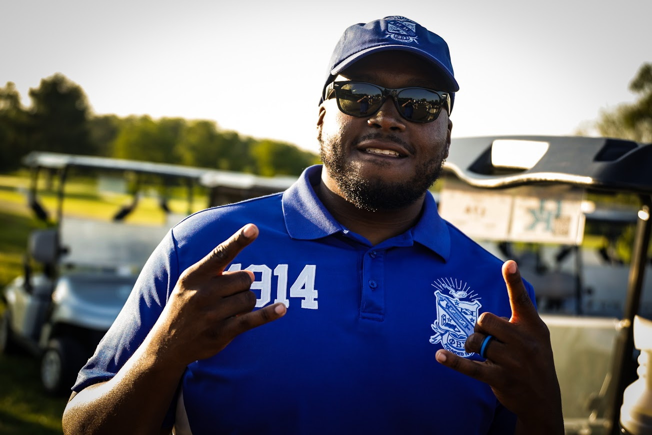 Brother showing Sigma pride on the course